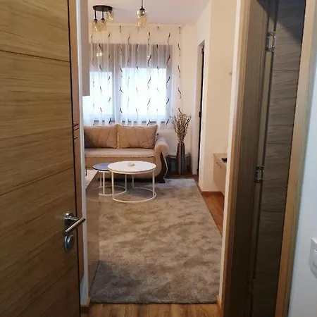 Tri M Apartment *